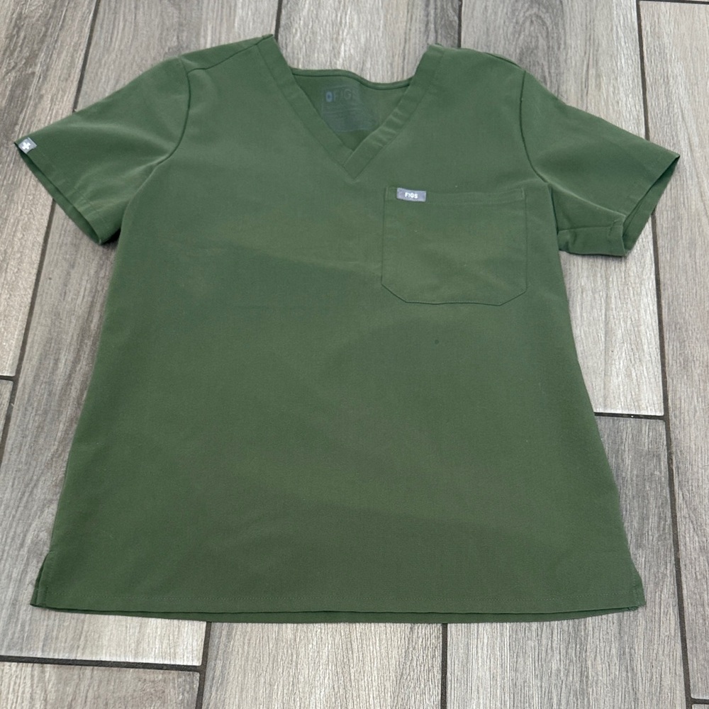 Figs Olive Green V-Neck Scrub Top